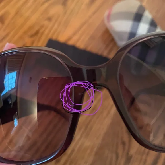 🕶️Authentic Burberry Purple Sunglasses Comes with case and cleaning cloth. 🕶️ - Picture 11 of 11